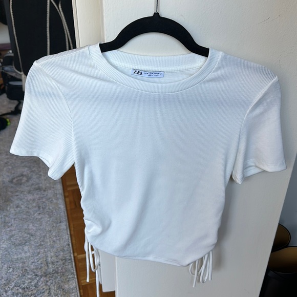 Zara Tops Zara White Cropped Top Poshmark
